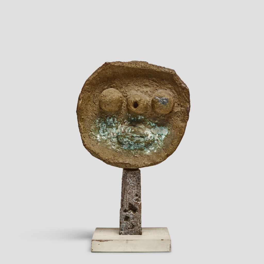 View full screen - View 1 of Lot 393. Figurine.