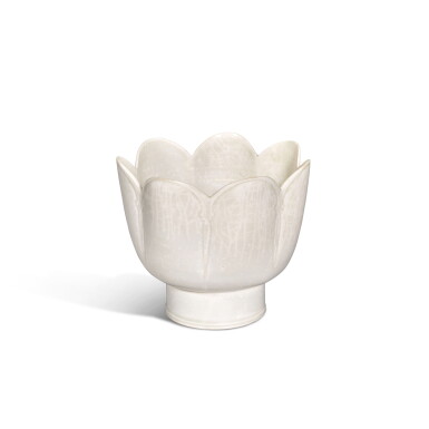 View full screen - View 1 of Lot 86. A qingbai lobed warming bowl, Southern Song Dynasty.