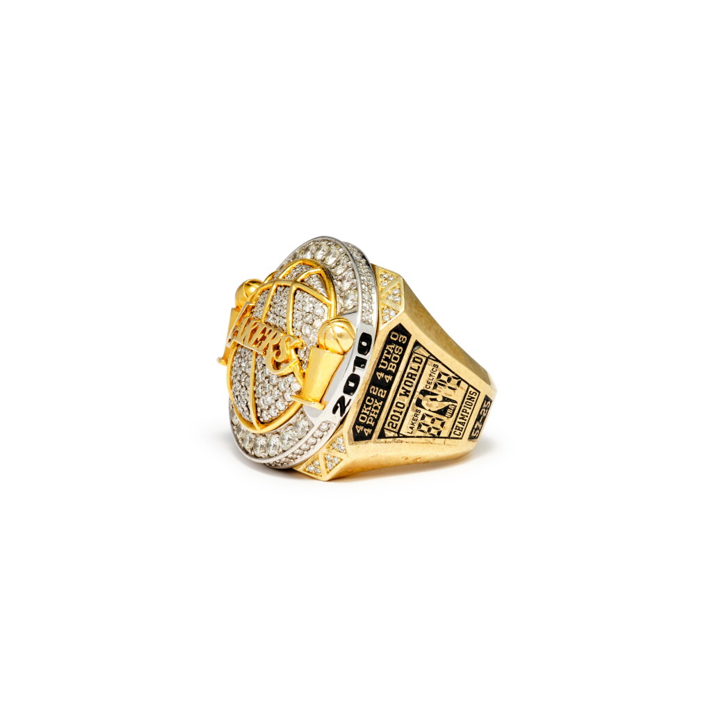 View full screen - View 1 of Lot 31. Los Angeles Lakers 2010 NBA Championship Ring.