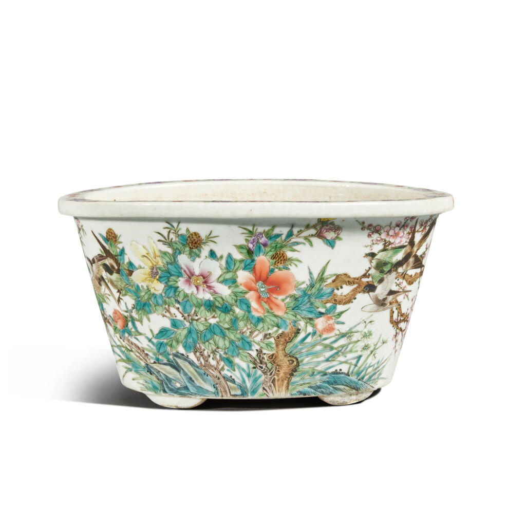 View full screen - View 1 of Lot 1048. A famille-rose 'birds and flowers' jardinière, 19th / 20th century | 十九 / 二十世紀 粉彩花鳥紋花盆 《大雅齋》《天地一家春》仿款.