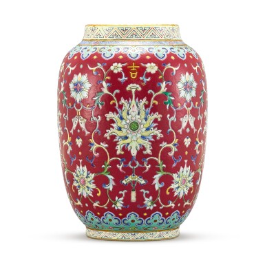 View full screen - View 1 of Lot 110. A RUBY-GROUND FAMILLE-ROSE LANTERN VASE SHENDETANG HALL MARK, QING DYNASTY, DAOGUANG PERIOD | 清道光 紫地粉彩番蓮吉慶燈籠瓶 《慎德堂製》款.