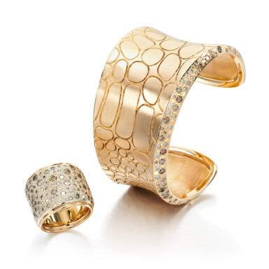 View full screen - View 1 of Lot 239. POMELLATO | COLOURED DIAMOND AND DIAMOND DEMI-PARURE.