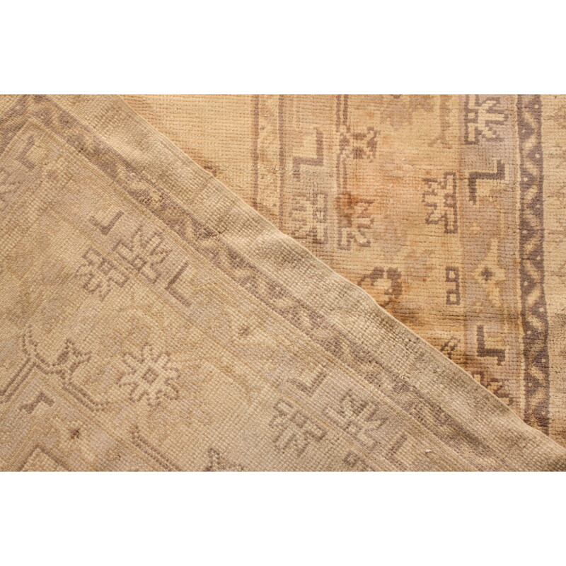 Cover image 0