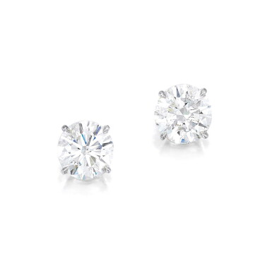 View full screen - View 1 of Lot 1605. PAIR OF DIAMOND EAR STUDS | 3.05及3.03卡拉 圓形 H色 鑽石耳環一對.