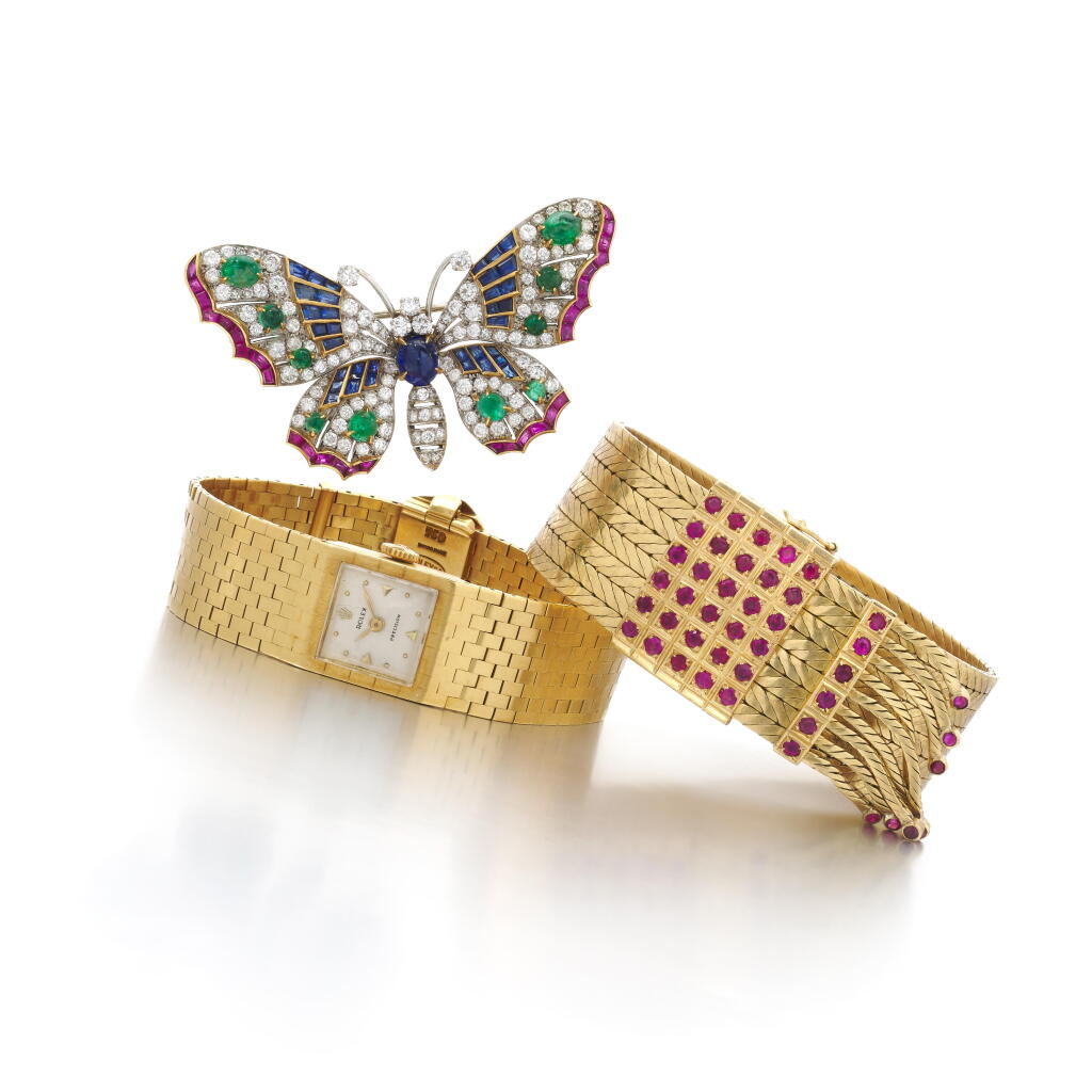 View full screen - View 1 of Lot 71. Group of Jewels | Gruppo di gioielli.