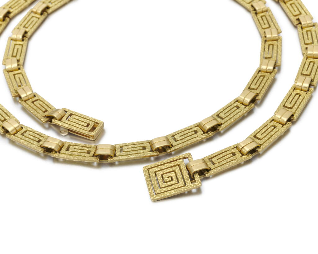 View full screen - View 1 of Lot 91. Yellow gold necklace/belt combination | Collana/cintura in oro giallo .