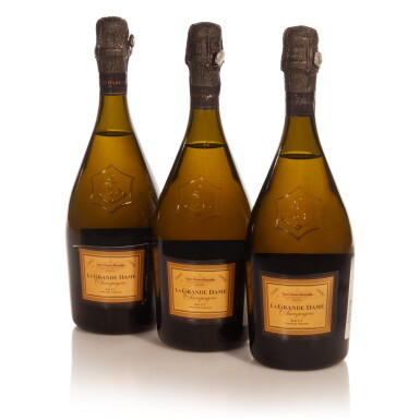 View full screen - View 1 of Lot 169. Veuve Clicquot, La Grande Dame 1990 (8 BT).