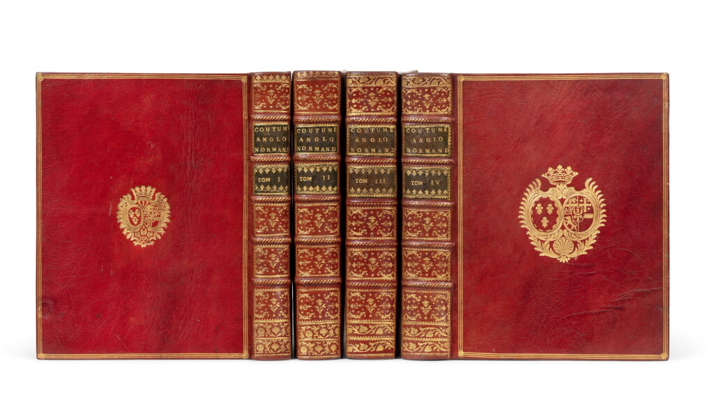 View full screen - View 1 of Lot 76. Traités sur les coutumes anglo-normandes. 1776. 4 vol. in-4. Armes comtesse de Provence et comtesse d'Artois..