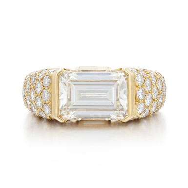 View full screen - View 1 of Lot 778. Monture Cartier | Bague diamants | Diamond ring.