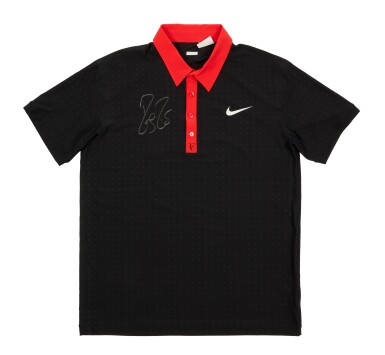 Voir en plein écran - Voir 1 du lot 16. Roger Federer 2009 US Open Finals Match Worn & Signed Nike Shirt | Accompanied by Shorts & Belt.