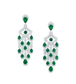 GRAFF | PAIR OF EMERALD AND DIAMOND 'ICON' PENDANT-EARRINGS 格拉夫 | 祖母綠配鑽石「Icon」吊耳環一對