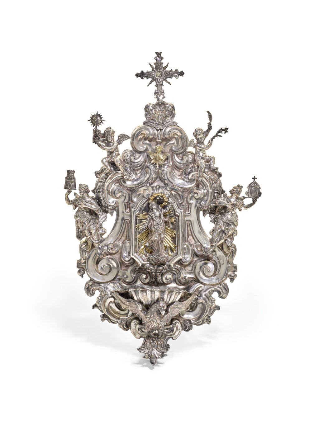 Voir en plein écran - Voir 1 du lot 36. An Italian parcel-gilt silver holy water stoup, Naples, 1690.