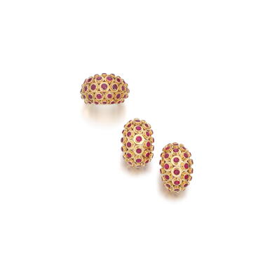 View full screen - View 1 of Lot 1081. Gold and ruby demi-parure, 1940s.