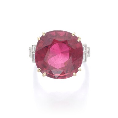 View full screen - View 1 of Lot 75. RUBELLITE AND DIAMOND RING.