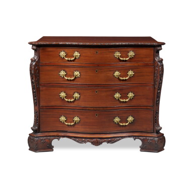 View full screen - View 1 of Lot 312. A George III Mahogany Serpentine Dressing Commode, Circa 1770.