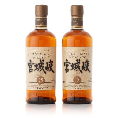 View full screen - View 1 of Lot 6302. 宮城峽 Miyagikyo 15 Year Old 45.0 abv NV (2 BT70).