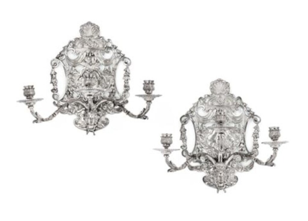 View full screen - View 1 of Lot 272. A probably German pari of silver-plated bronze three-light wall-sconces, circa 1880 | Paire de plaques à 3 bras de lumière en bronze argenté, probablement Allemagne, vers 1880.