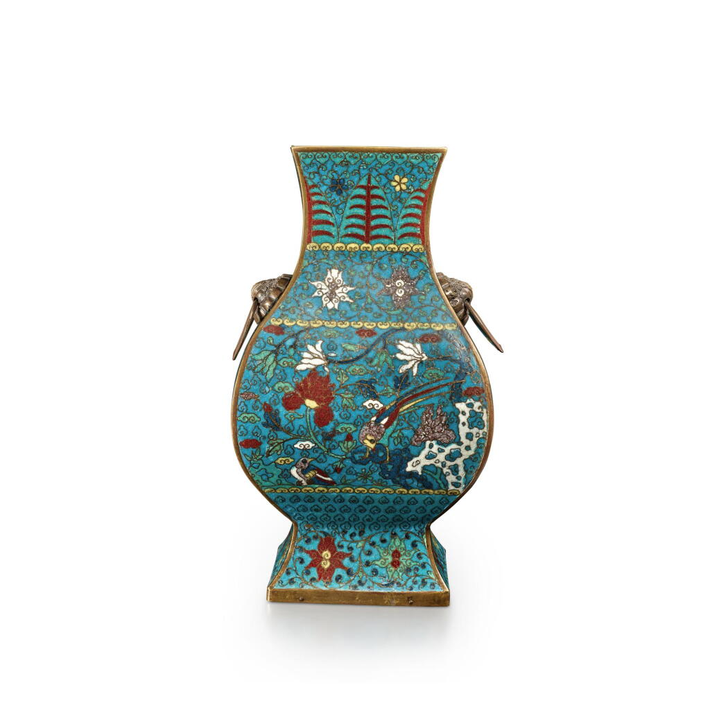 View full screen - View 1 of Lot 1034. A cloisonné enamel 'bird and flower' vase (Fanghu), Qing dynasty, 19th century | 清十九世紀 銅胎掐絲琺瑯花鳥紋方壺.