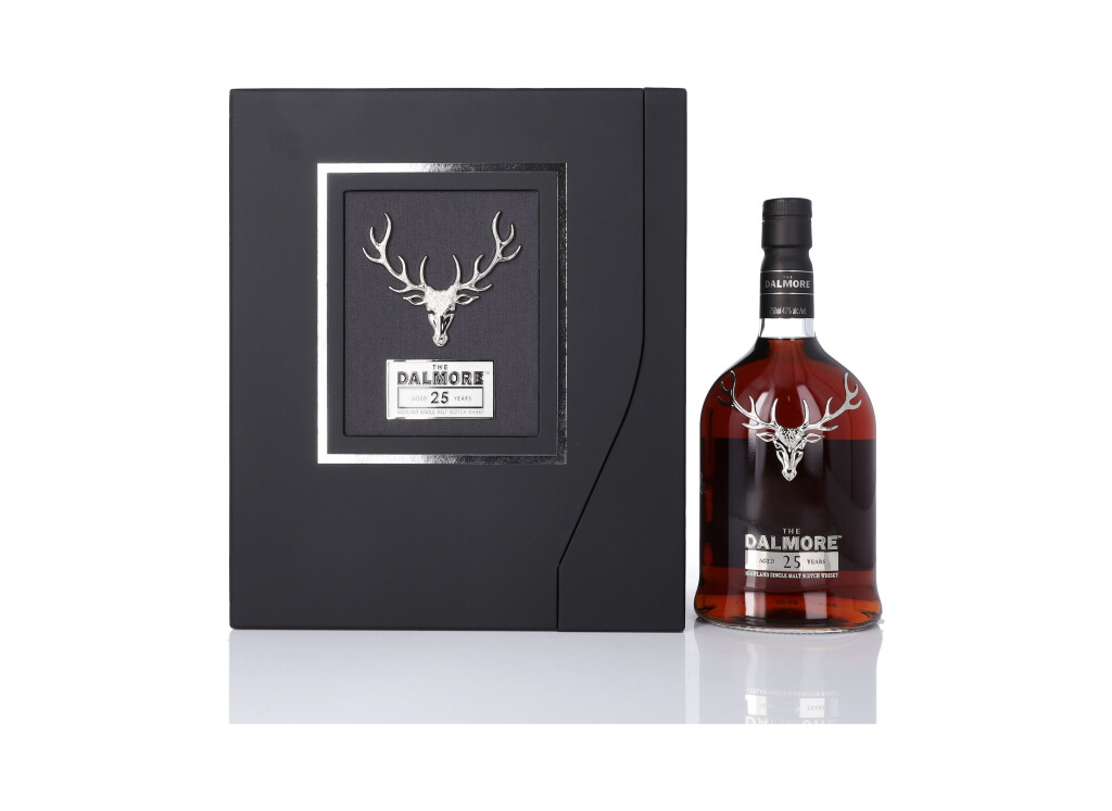View full screen - View 1 of Lot 95. The Dalmore 25 Year Old 42.0 abv NV (1 BT 75cl).