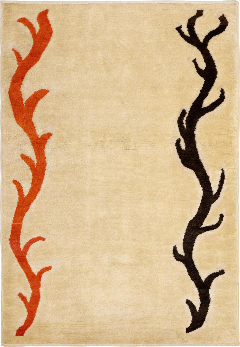 View full screen - View 1 of Lot 40. Rug.