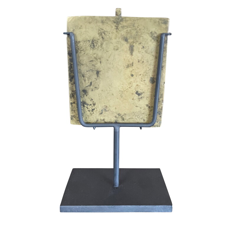 Cover image 0