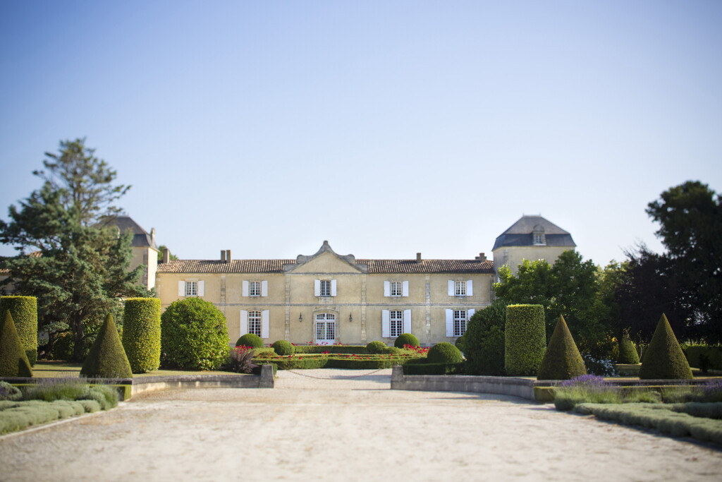 View full screen - View 1 of Lot 476. Château Calon Ségur 2005 (12 BT).