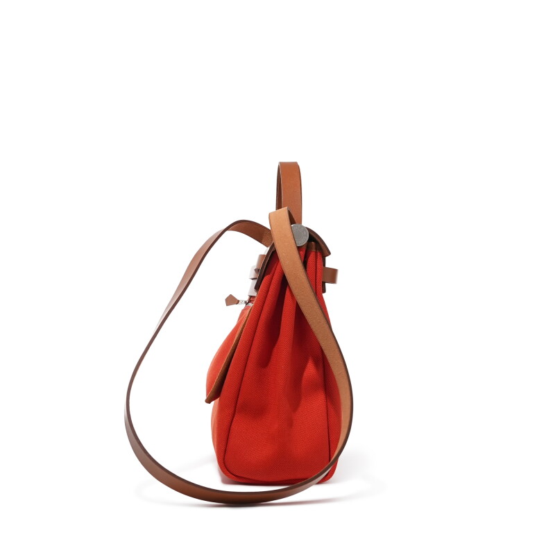 Cover image 0