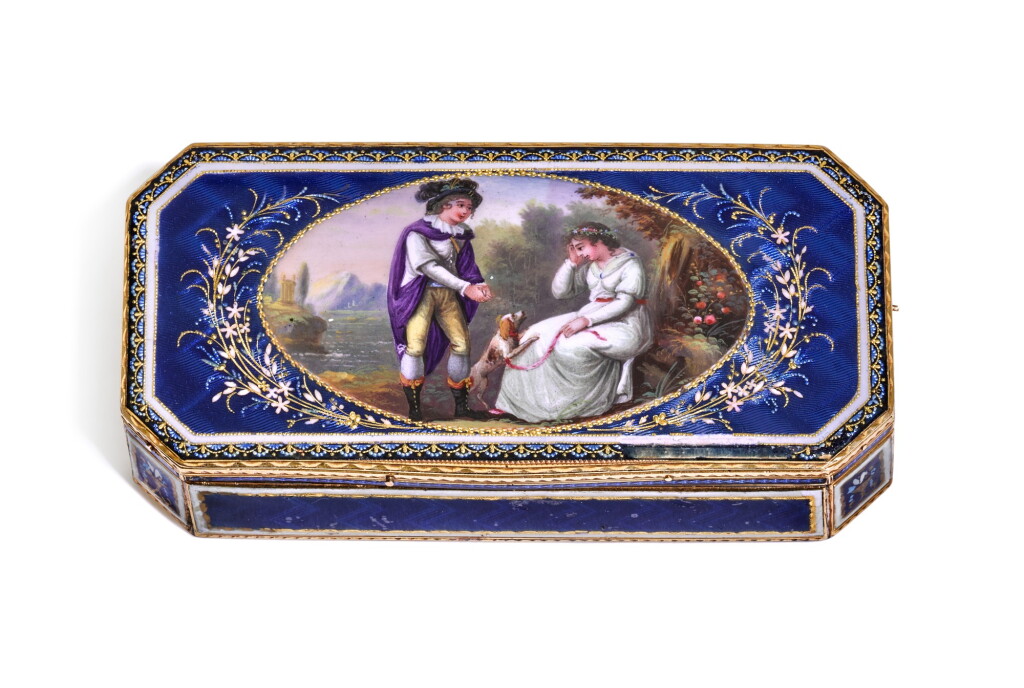 View full screen - View 1 of Lot 86. A GOLD AND ENAMEL SNUFF BOX, HANAU, CIRCA 1805.