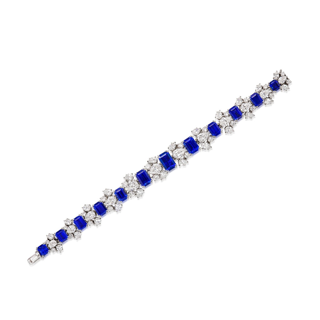 View full screen - View 1 of Lot 1815. Sapphire and Diamond Bracelet | 海瑞溫斯頓| 天然「喀什米爾」未經加熱 藍寶石 配 鑽石手鏈.