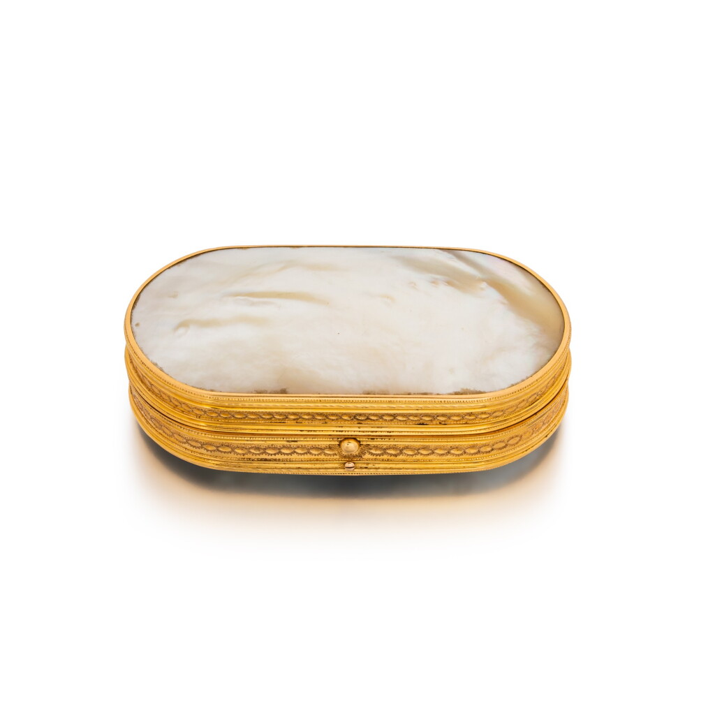View full screen - View 1 of Lot 1201. A gold-mounted mother of pearl boîte-à-mouches, Continental, last third of the 18th century.