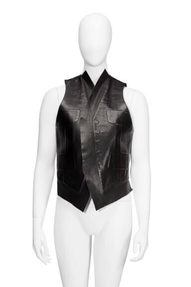 View full screen - View 1 of Lot 105. Martin Margiela, Fall-Winter 2001-2002 | Martin Margiela, Automne-Hiver 2001-2002.