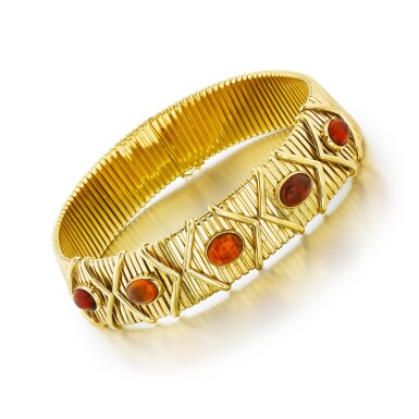 View full screen - View 1 of Lot 781. Bulgari | Collier citrine et or |Citrine and gold citrine.