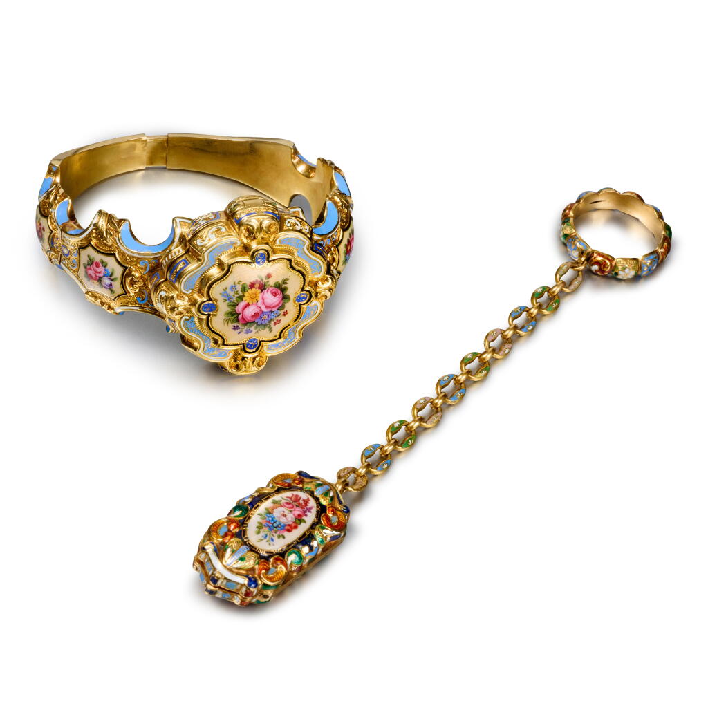 View full screen - View 1 of Lot 1058. A gold and enamel bracelet, Geneva, early 19th century, and a small gold and enamel vinaigrette for the Ottoman market, Geneva, early 19th century .