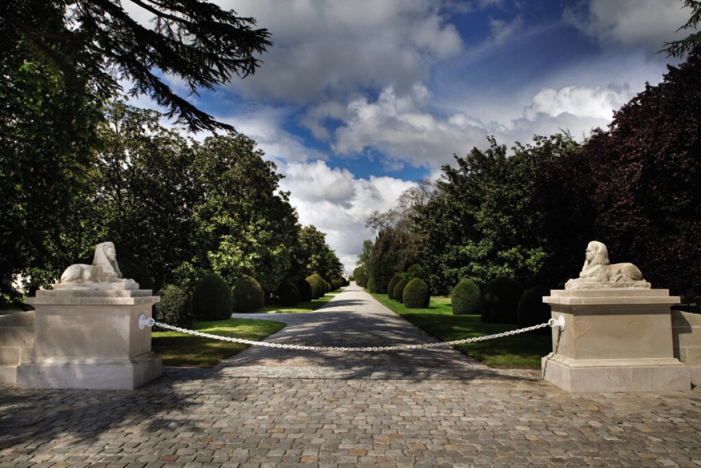View full screen - View 1 of Lot 66. Château d'Armailhac 1998 (12 BT).