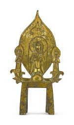 A GILT-BRONZE FIGURE OF AMITABHA TRIAD, SUI DYNASTY | 隋 鎏金銅一佛二弟子像