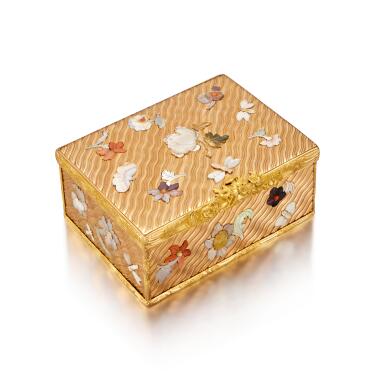 View full screen - View 1 of Lot 18. A Gold, Mother-of-Pearl, Shell, Hardstone and Burgau Snuff Box, possibly German, Nineteenth Century in Earlier Taste.