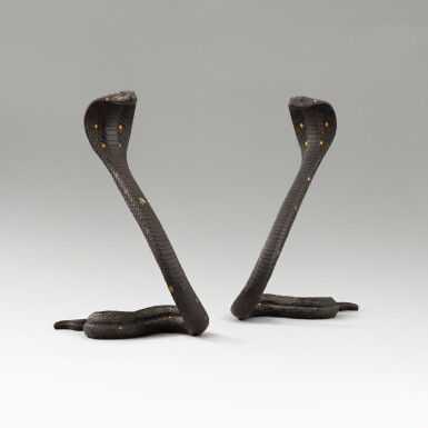 View full screen - View 1 of Lot 52. Paire de Naja dressés.