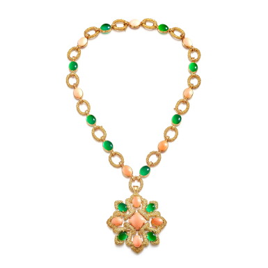 View full screen - View 1 of Lot 1243. CORAL AND CHRYSOPRASE ‘DELPHES’ BROOCH/PENDANT/NECKLACE/BRACELET COMBINATION | 梵克雅寶 |珊瑚 配 綠玉髓 ‘DELPHES’胸針/吊墜/項鏈/手鏈.