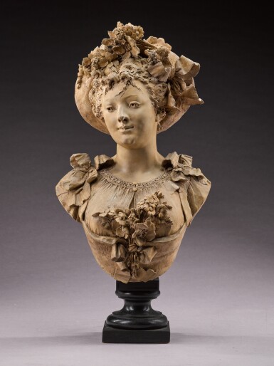 View full screen - View 1 of Lot 31. Buste de femme au chapeau fleuri (Bust of a woman with a hat with flowers).