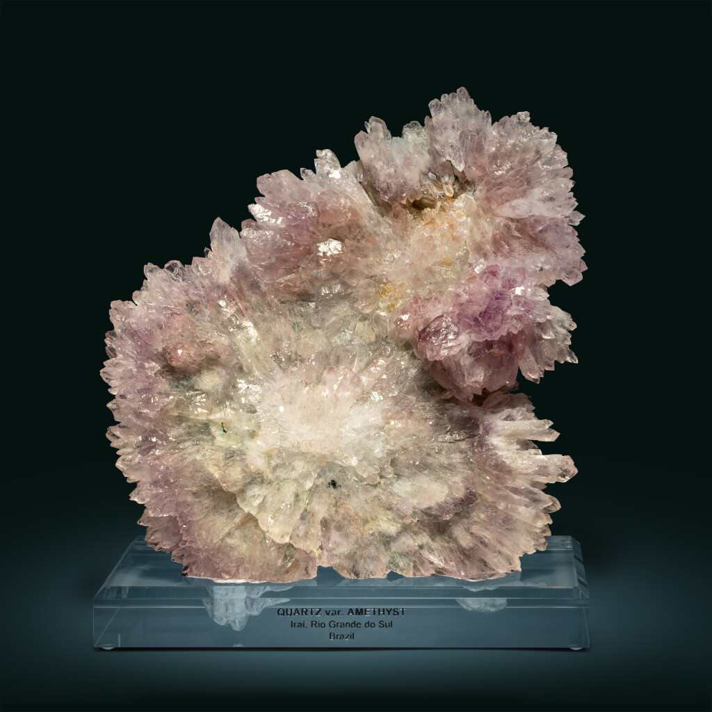 View full screen - View 1 of Lot 76. Amethyst "Flower".