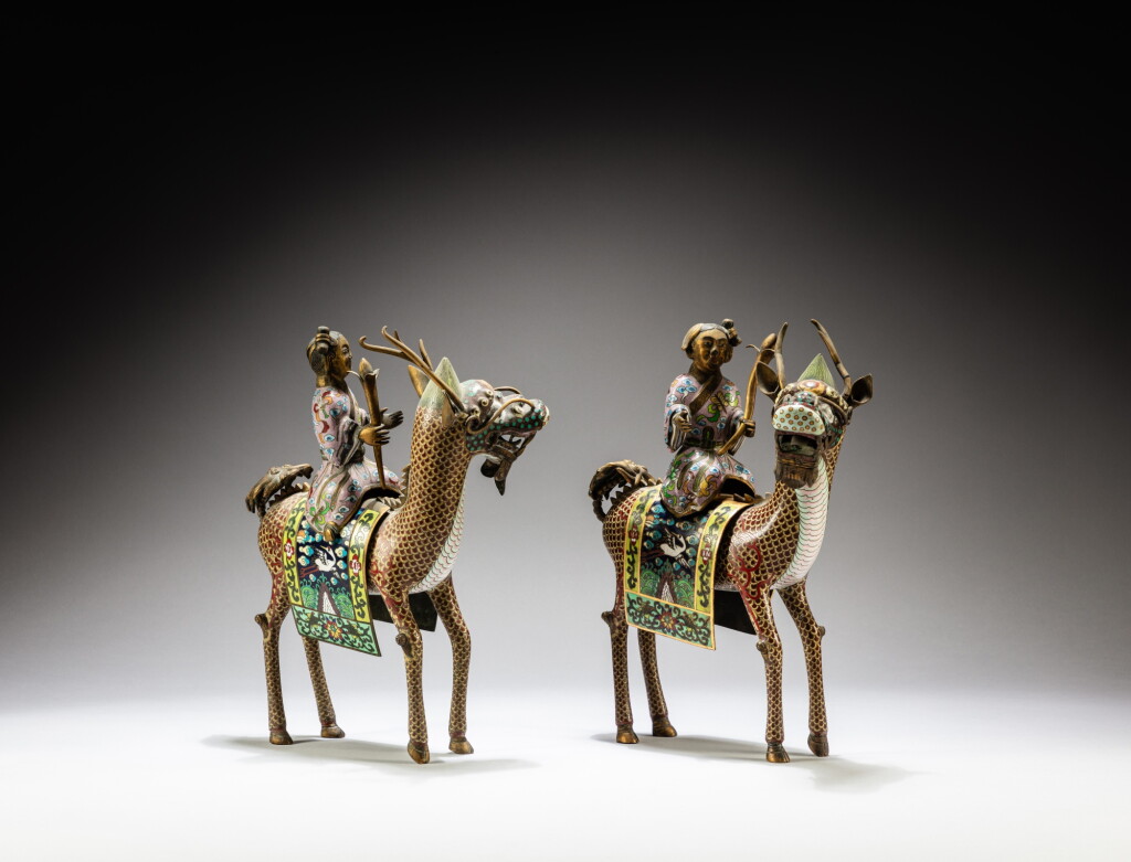 View full screen - View 1 of Lot 2. A pair of gilt-bronze and cloisonné enamel figures of immortal on a qilin, Qing dynasty, 19th century | 清十九世紀 掐絲琺瑯纏麒麟送子擺件.