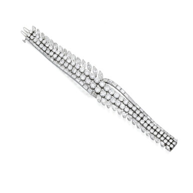 View full screen - View 1 of Lot 139. Diamond Bracelet.