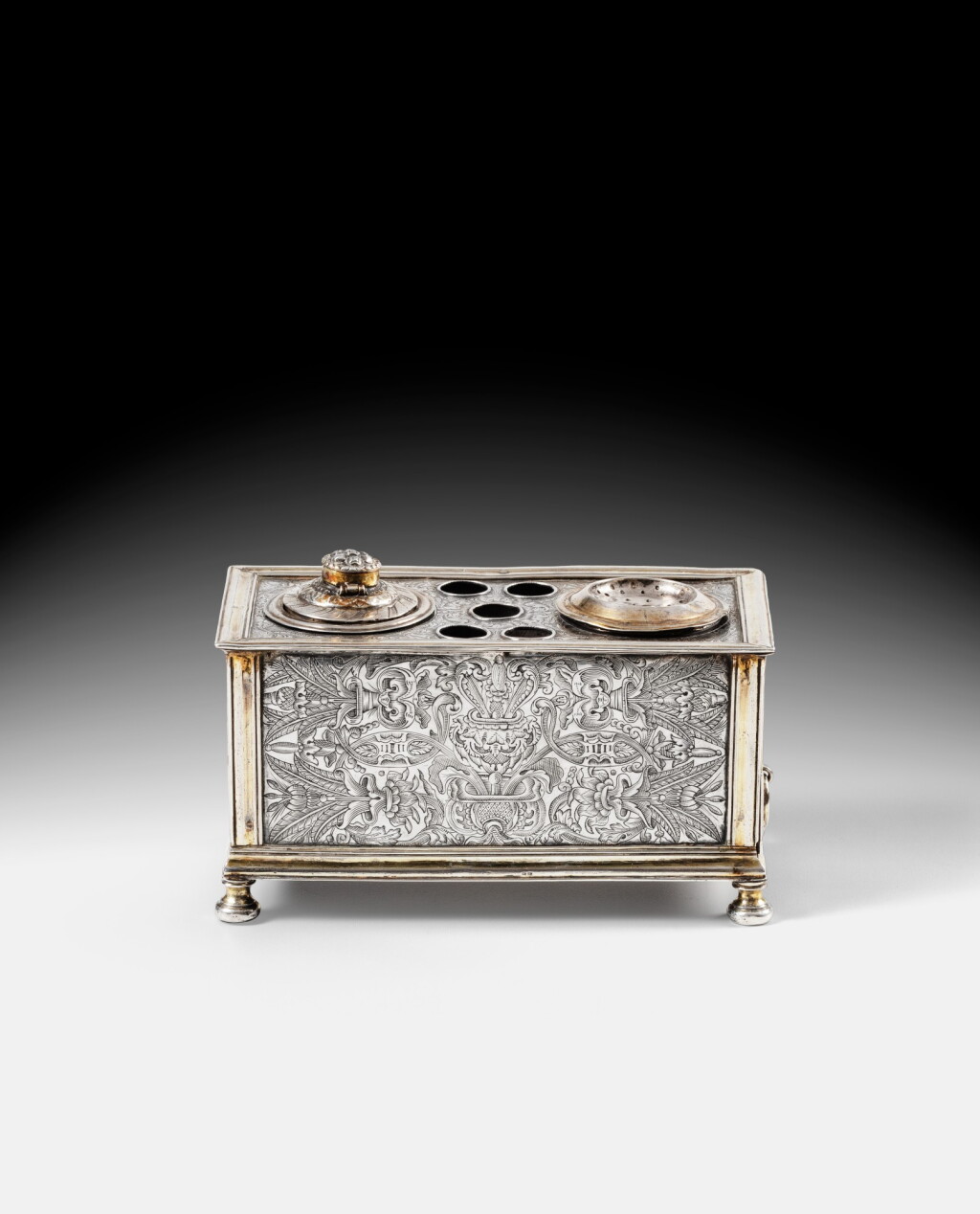 View full screen - View 1 of Lot 135. A highly important German parcel-gilt writing-casket, Altermann Moritz Kop's mark, Hamburg, circa 1580, with the cypher of Tsar Peter I of Russia | Important coffret-écritoire en argent et vermeil, poinçon de l'Altermann Moritz Kop, Hambourg, 1577-1580, au chiffre du Tsar Pierre I de Russie.
