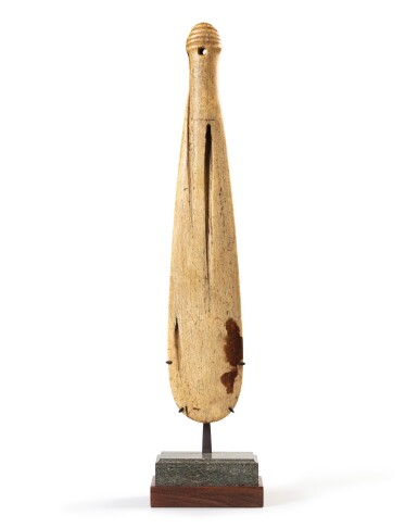 View full screen - View 1 of Lot 118. Whale bone Club Mere Patuki, Maori, New Zealand, 19th century | Massue mere patuki, Maori, XIXe siècle, Nouvelle-Zélande.