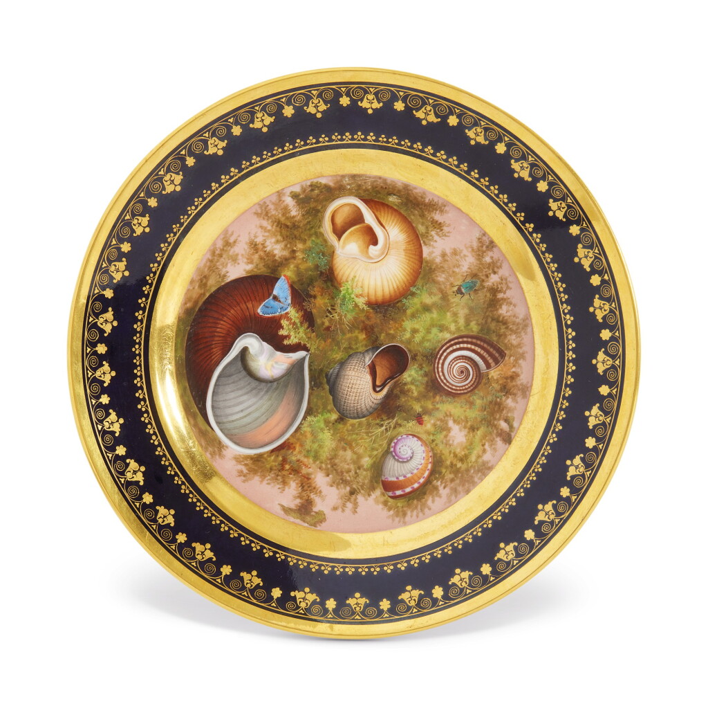 View full screen - View 1 of Lot 247. A PARIS (DARTE) PLATE, CIRCA 1820.