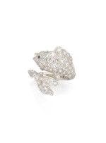 DIAMOND AND SAPPHIRE RING, TIFFANY & CO.