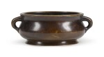 A BRONZE BOMBÉ CENSER | 17TH/18TH CENTURY | 十七/十八世紀 雙耳銅爐