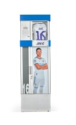 First Team Locker #16: The Real Madrid Santiago Bernabéu Stadium 2001/02 - 2021/22 | Luka Jović, Borja Mayoral, James Rodríguez, Mateo Kovacic, Lucas Silva, Casemiro, Hamit Altıntop, Sergio Canales, Gabriel Heinze, Fernando Gago, Thomas Gravesen, Flávio Conceição