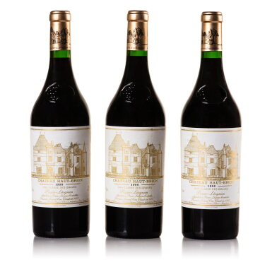 View full screen - View 1 of Lot 470. Château Haut Brion 1999 (3 BT).