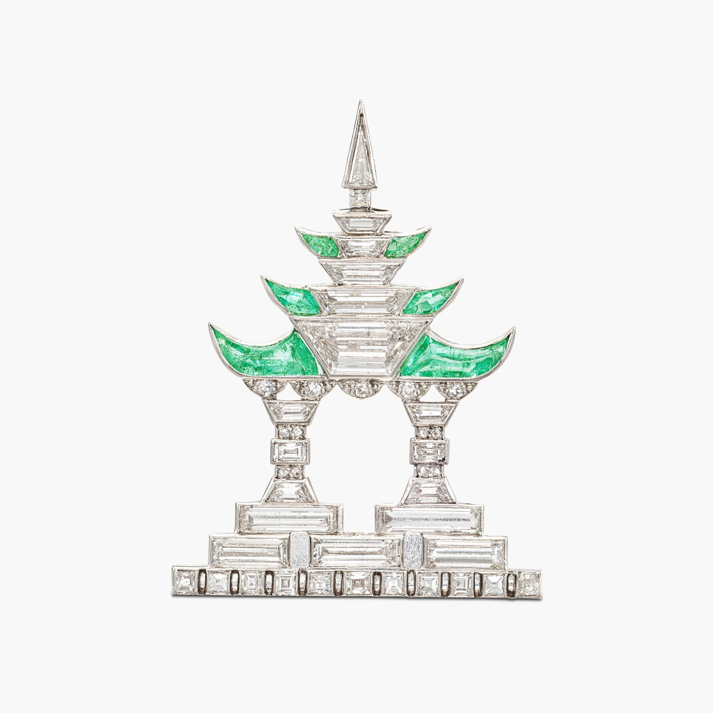 View full screen - View 1 of Lot 1709. Art Deco Emerald and Diamond Brooch | 裝飾藝術風格 祖母綠 配 鑽石 胸針.